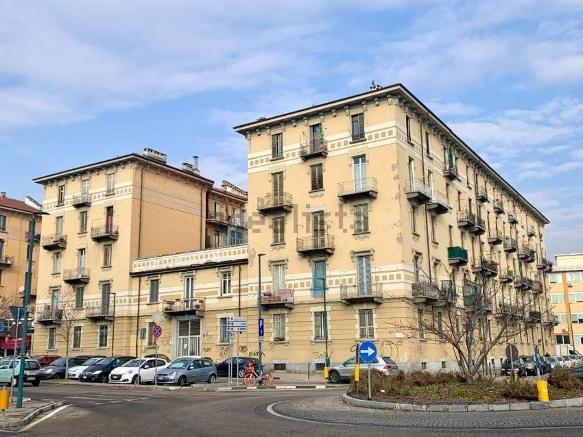 Corso Spezia 55_ Appartamento Zona Ospedali Turim Exterior foto